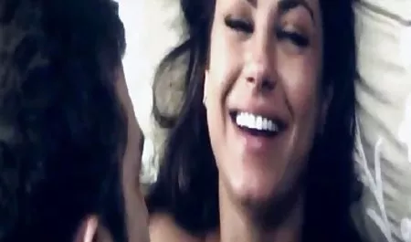 Surfer pornofilme z અનુવાદ વિસ્ફોટોની માં સેક્સ