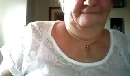 ડિપિંગ છોકરી Janice ગ્રિફિથ Fucked ઘરે બનાવેલું સમૂહ porn નહીં